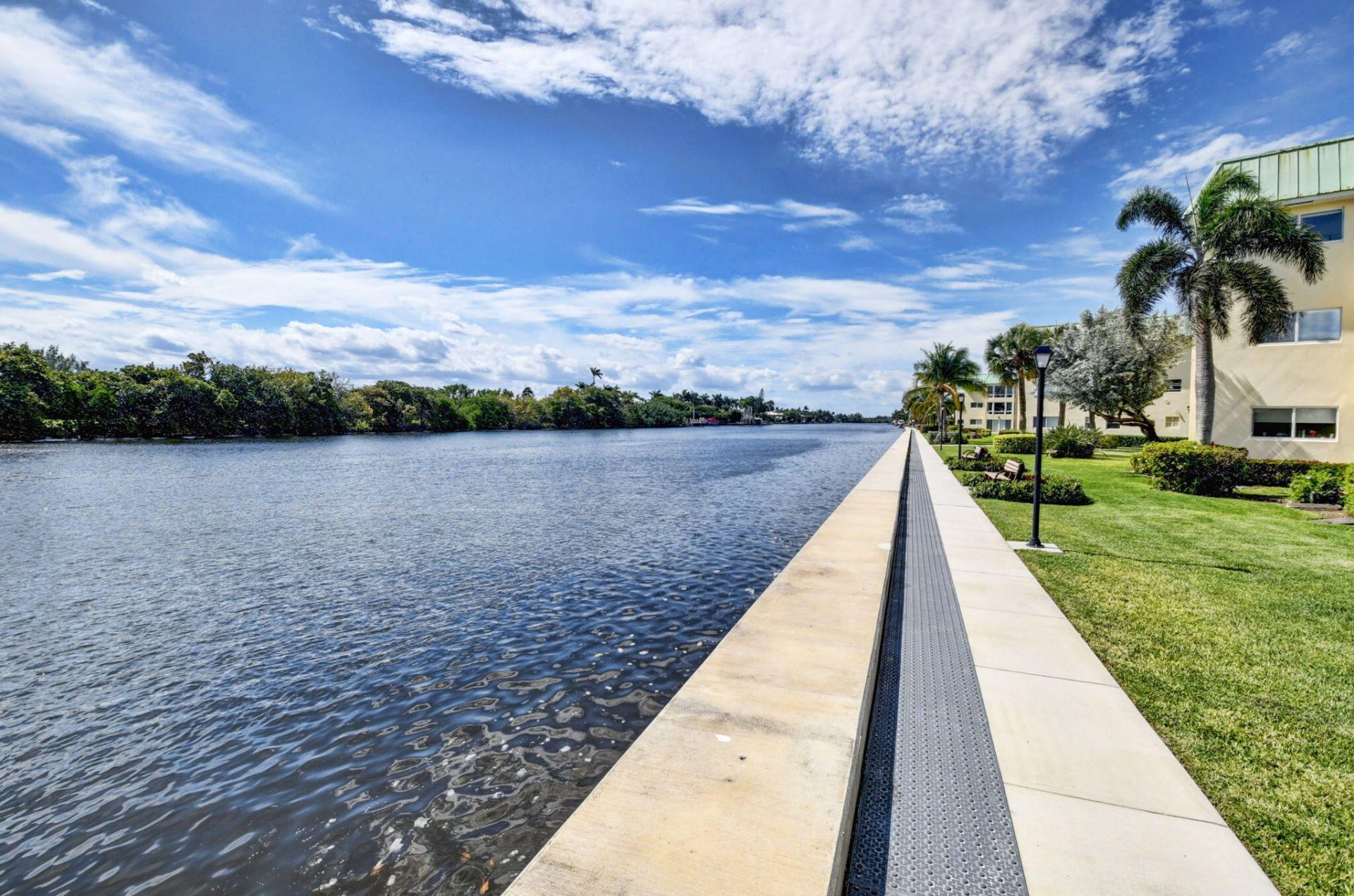 32 Colonial Club Drive, Unit 102, Boynton Beach, FL 33435 Photo