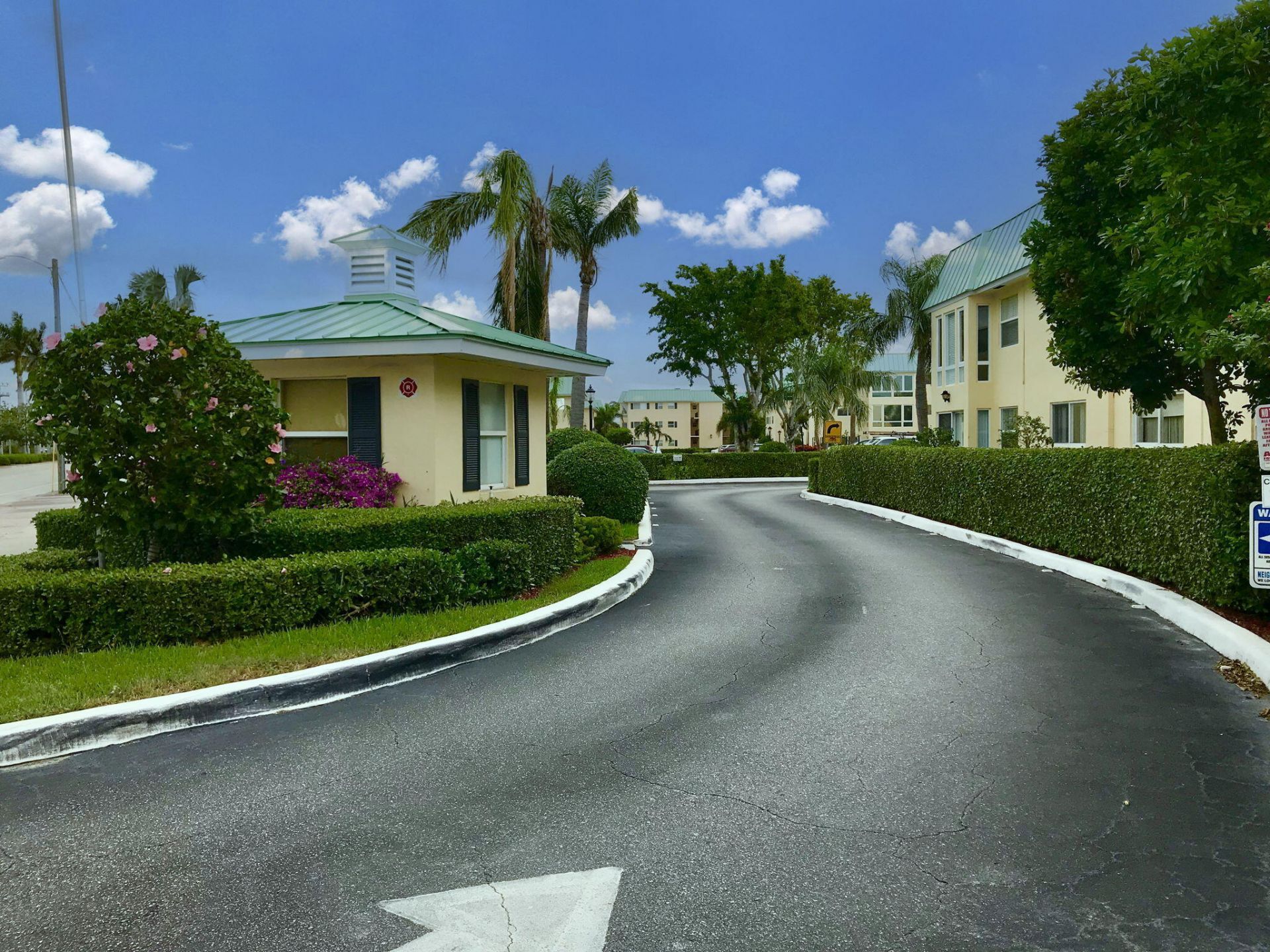 32 Colonial Club Drive, Unit 102, Boynton Beach, FL 33435 Photo