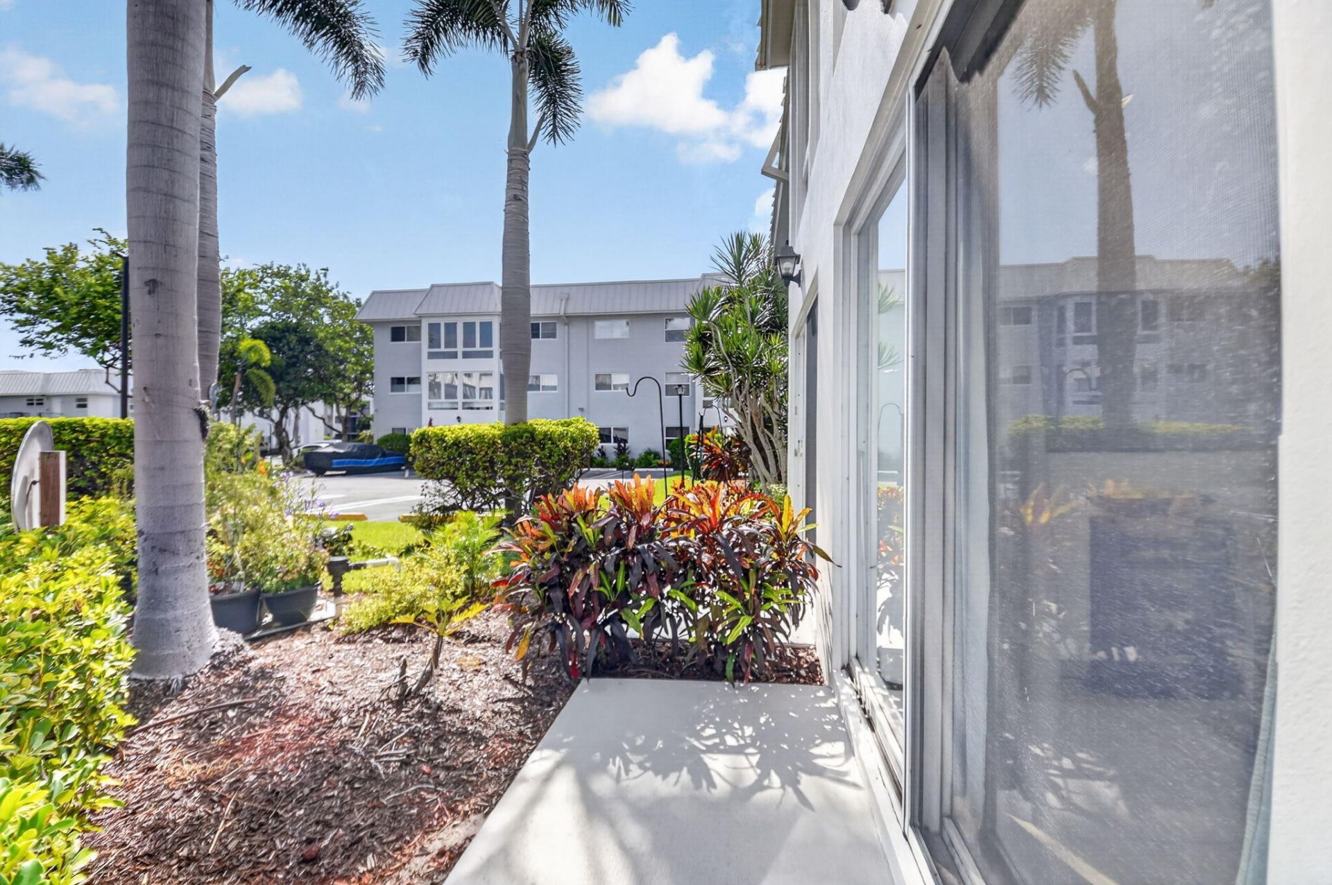 32 Colonial Club Drive, Unit 102, Boynton Beach, FL 33435 Photo