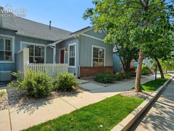 6868 Los Reyes Circle, Colorado Springs, CO 80918