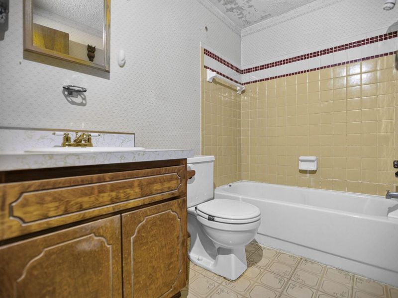 4647 Lasky Court, Columbus, OH 43230 Photo 9