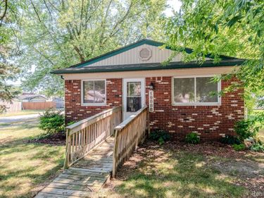 19888 Broadacres Street , Clinton Township, Mi 48035