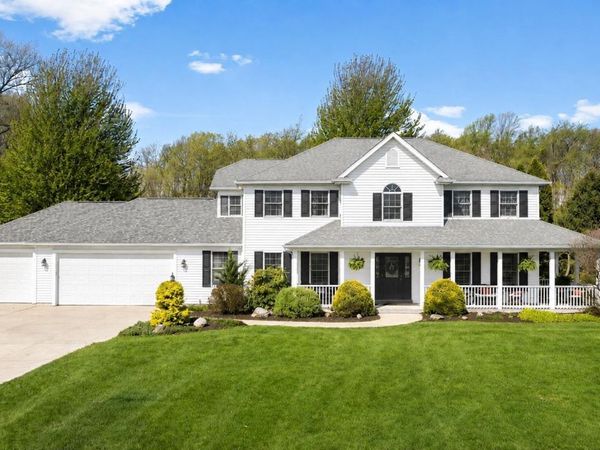 4264 N 700 E Road, Rolling Prairie, IN 46371