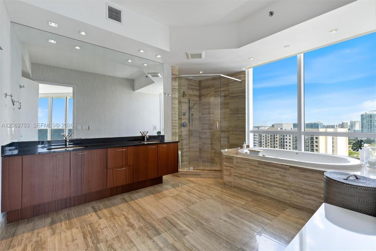 15811 Collins Ave , Unit 1604, Sunny Isles Beach, FL 33160 Photo