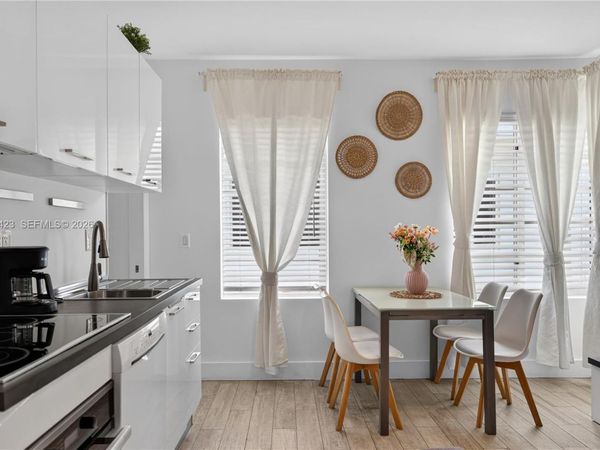 811 Jefferson Ave , Unit 204, Miami Beach, FL 33139