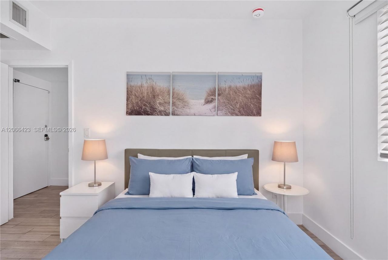 811 Jefferson Ave, Unit 204, Miami Beach, FL 33139 Photo