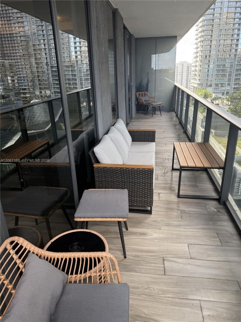 801 S Miami Ave , Unit 1705, Miami, FL 33131 Photo