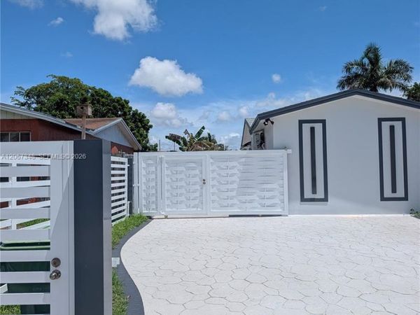 12805 SW 263rd Ter , Unit 1, Homestead, FL 33032