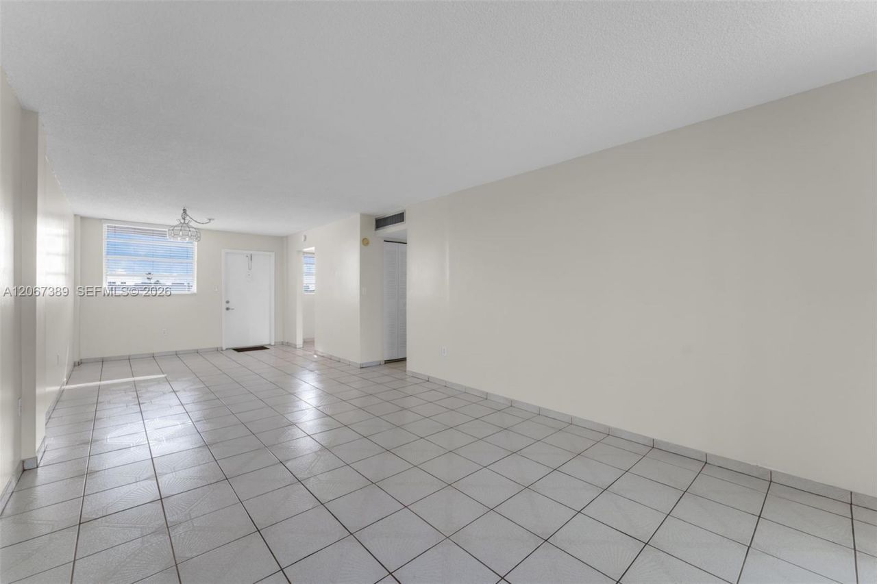 14180 SW 84th St, Unit 508-G, Miami, FL 33183 Photo