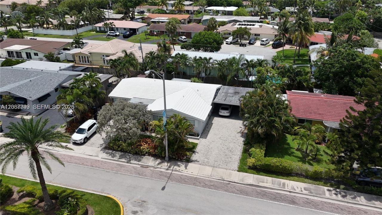 2220 NE 36th St , Unit #1, Lighthouse Point, FL 33064 Photo