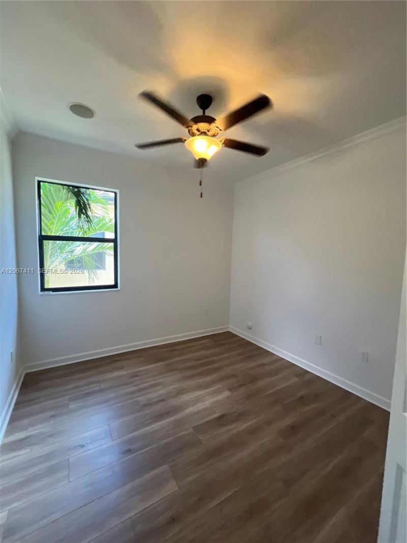 8843 W 34th Ave, Hialeah, FL 33018 Photo