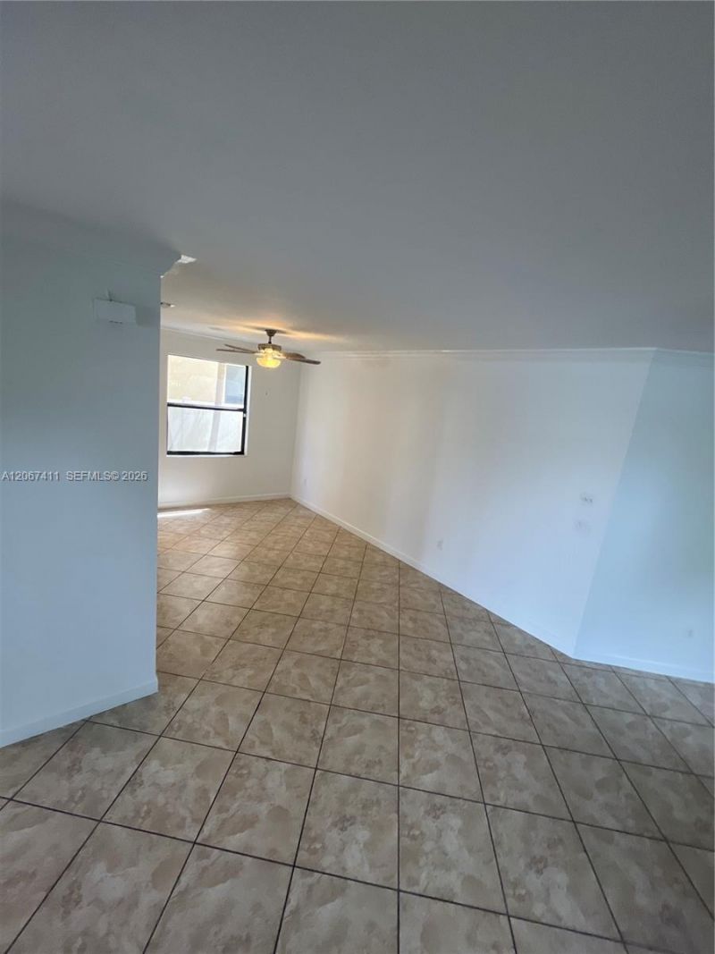 8843 W 34th Ave, Hialeah, FL 33018 Photo