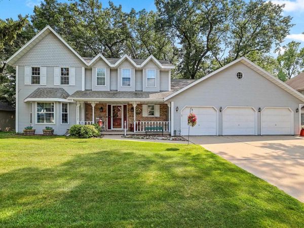 2495 SHADY OAK DRIVE, Green Bay, WI 54304