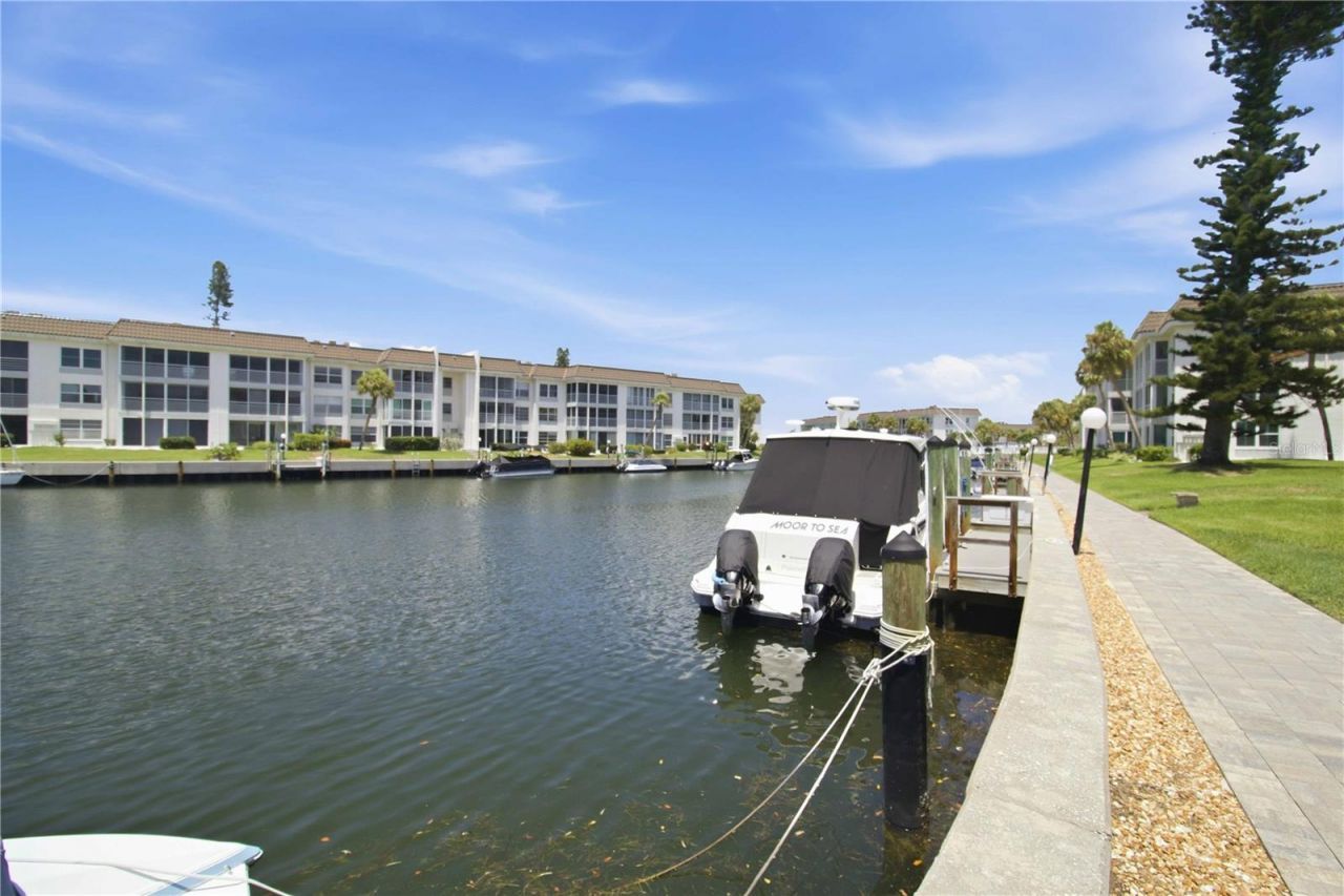 4340 Falmouth Drive, Unit 104, Longboat Key, FL 34228 Photo