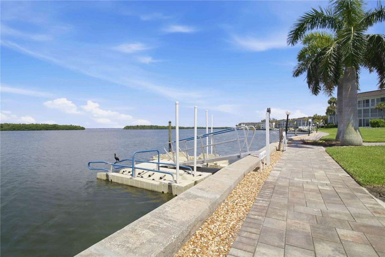 4340 Falmouth Drive, Unit 104, Longboat Key, FL 34228 Photo