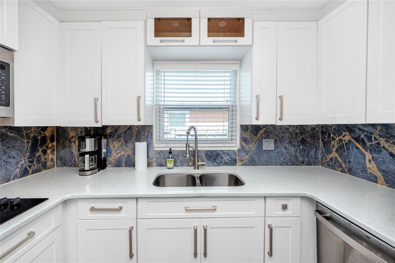 6210 4th Avenue S, Saint Petersburg, FL 33707 Photo