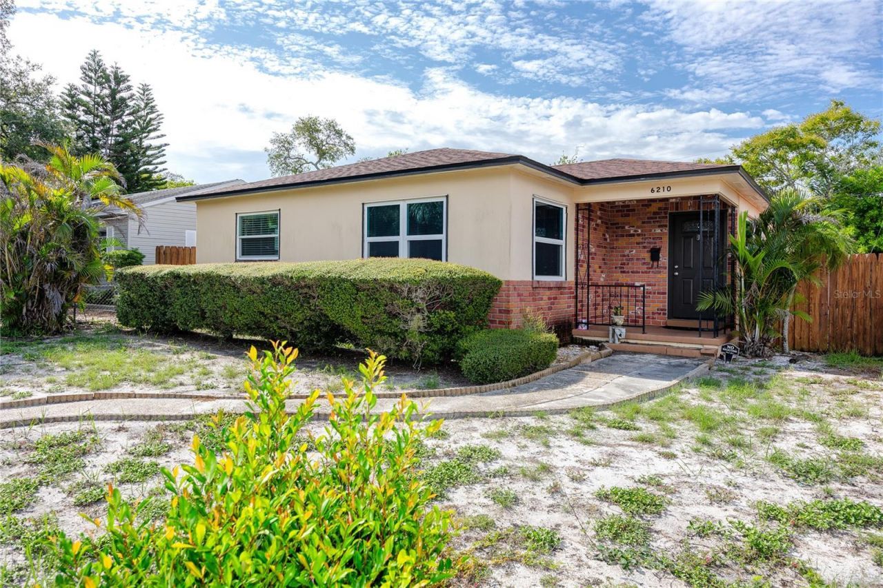 6210 4th Avenue S, Saint Petersburg, FL 33707 Photo