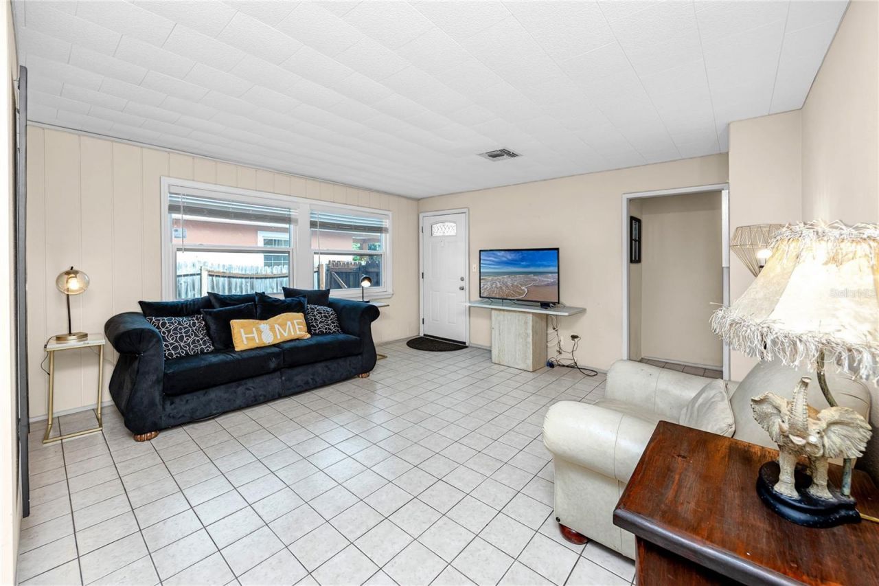 6210 4th Avenue S, Saint Petersburg, FL 33707 Photo