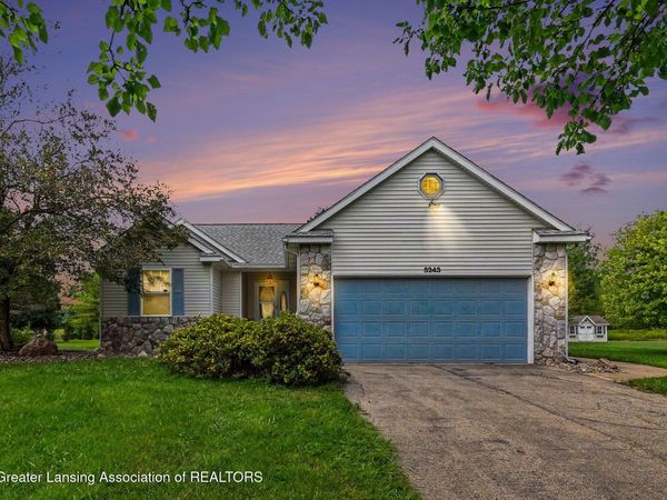 5243 Jamerlea Lane, Fowlerville, MI 48836