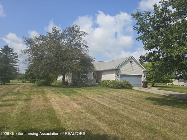 5243 Jamerlea Lane, Fowlerville, MI 48836