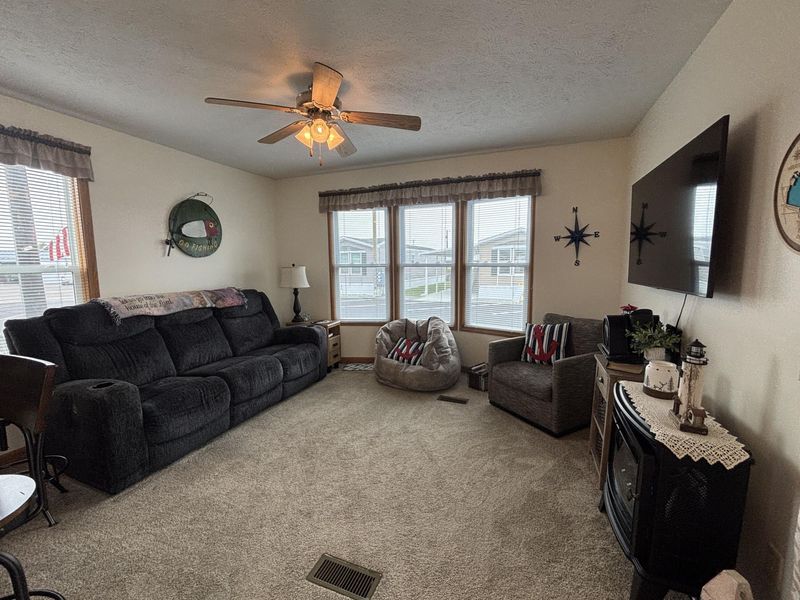 8935 Chestnut Street, Unit 8, Lakeview, OH 43331 Photo 11