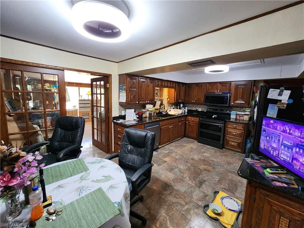 1370 Harbor View Dr , North Fort Myers, FL 33917 Photo