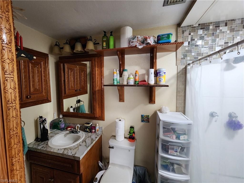 1370 Harbor View Dr , North Fort Myers, FL 33917 Photo