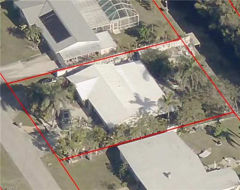 1370 Harbor View Dr , North Fort Myers, FL 33917 Photo