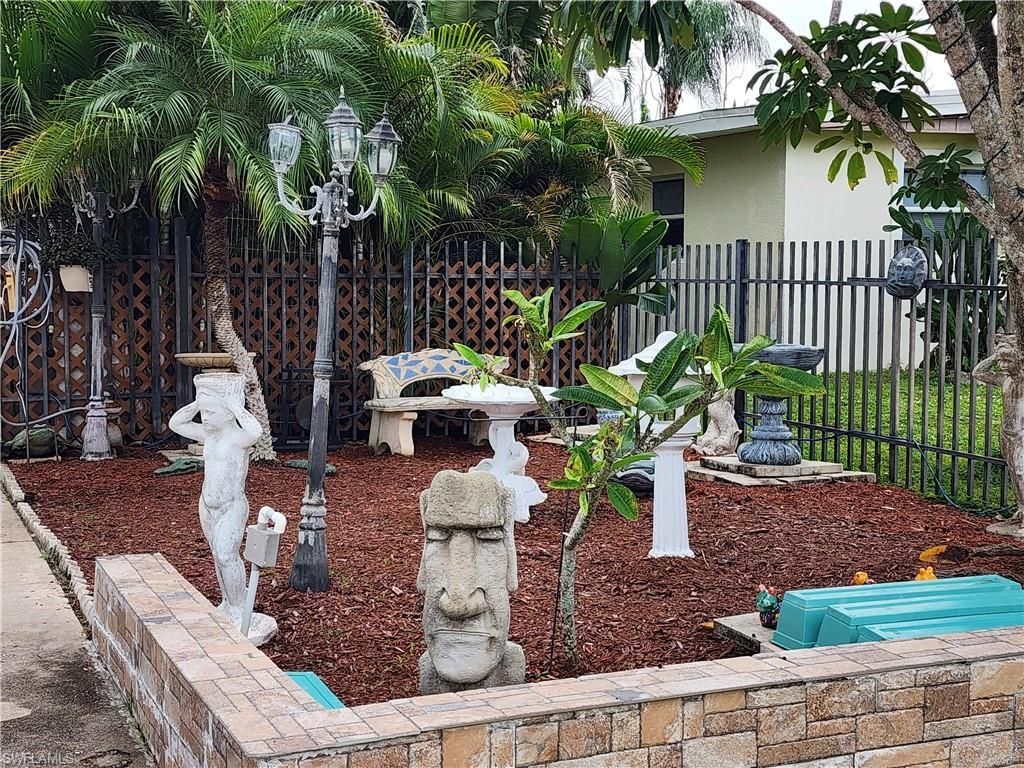 1370 Harbor View Dr , North Fort Myers, FL 33917 Photo