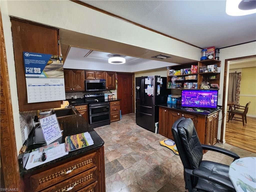 1370 Harbor View Dr , North Fort Myers, FL 33917 Photo