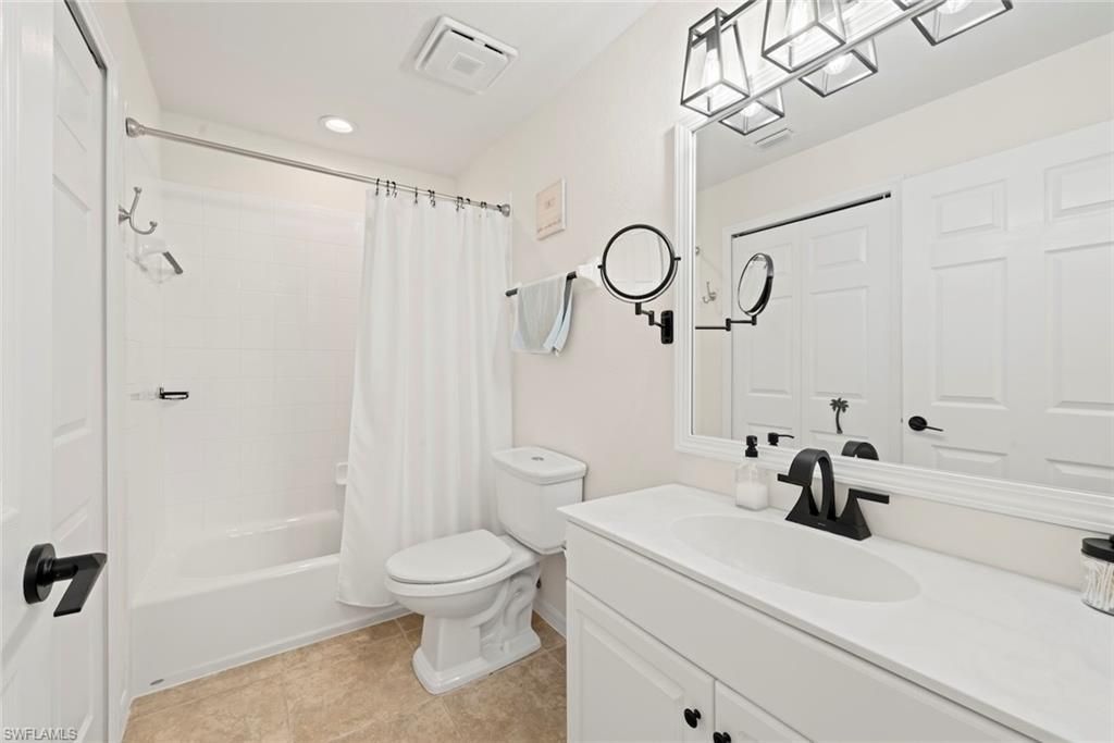 19915 Lake Vista Cir, Unit 2, Lehigh Acres, FL 33936 Photo