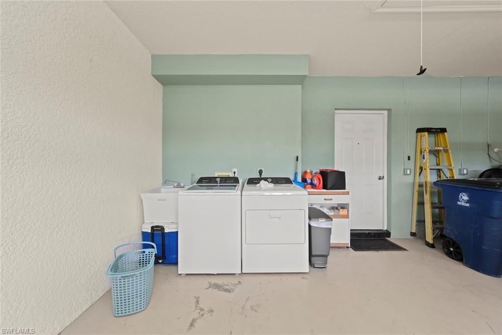 19915 Lake Vista Cir, Unit 2, Lehigh Acres, FL 33936 Photo