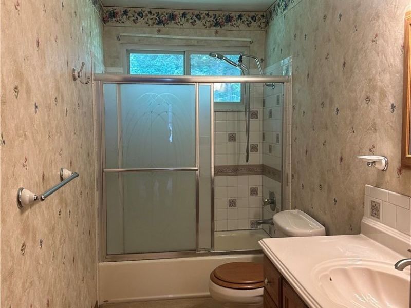 105 Randolph Road, Marietta, OH 45750 Photo 9