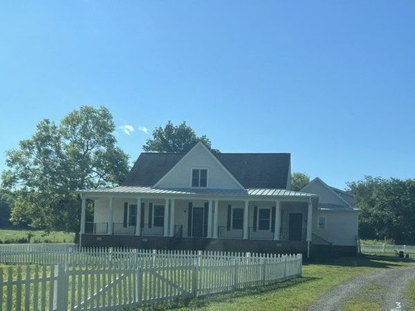1143 Hilton Ln , Castalian Springs, TN 37031