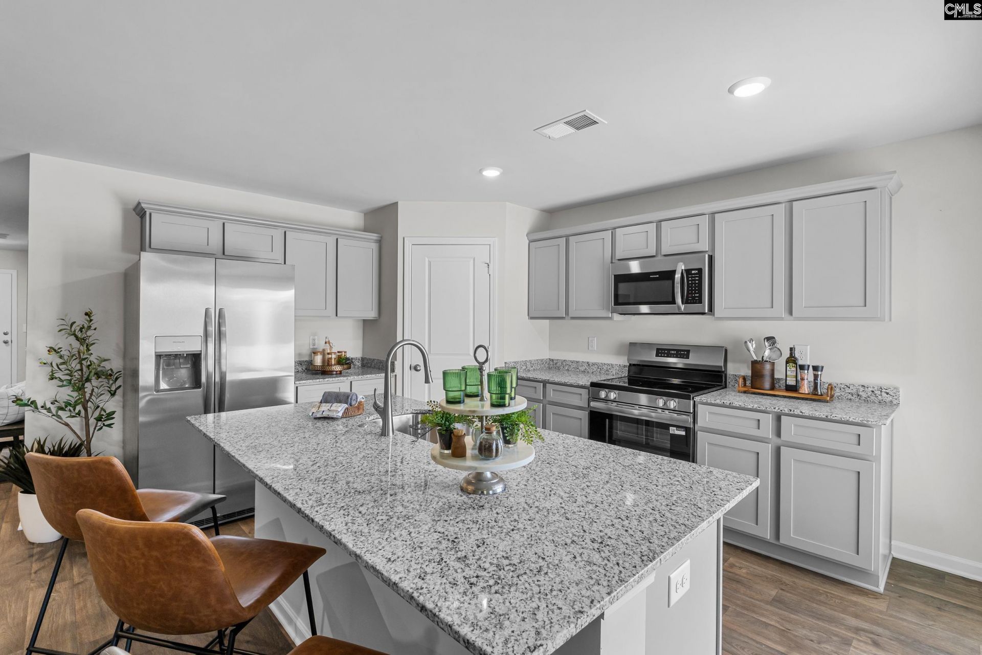 25 Harmon Road Photo 8