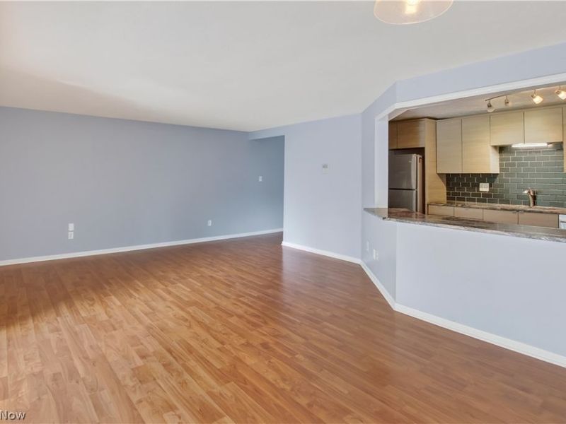 9610 Cove Drive, Unit B23, North Royalton, OH 44133 Photo 14