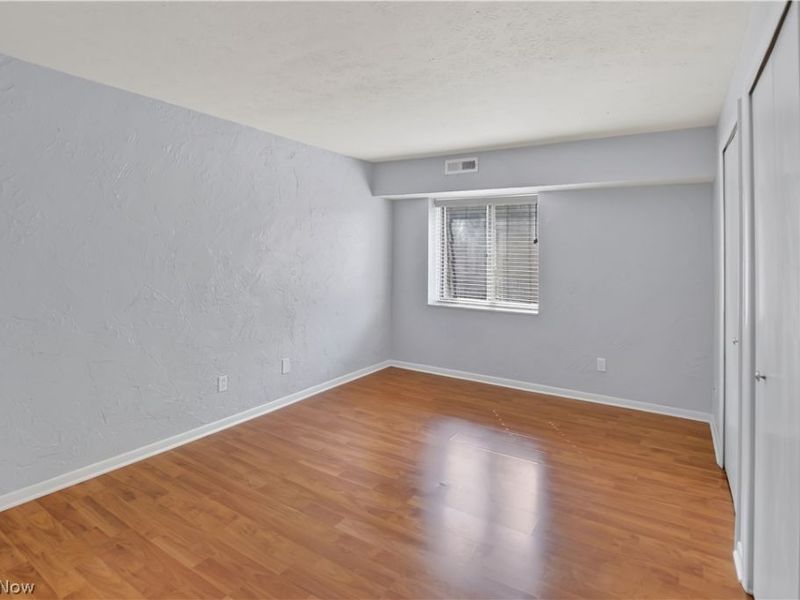 9610 Cove Drive, Unit B23, North Royalton, OH 44133 Photo 17