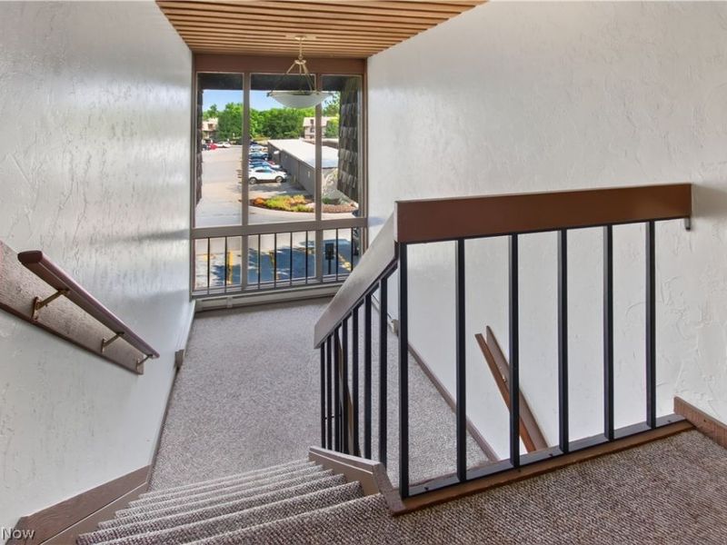 9610 Cove Drive, Unit B23, North Royalton, OH 44133 Photo 22