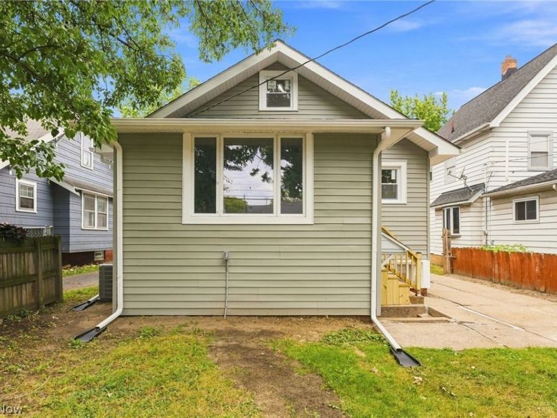 3615 W 134th Street, Cleveland, OH 44111 Photo 3