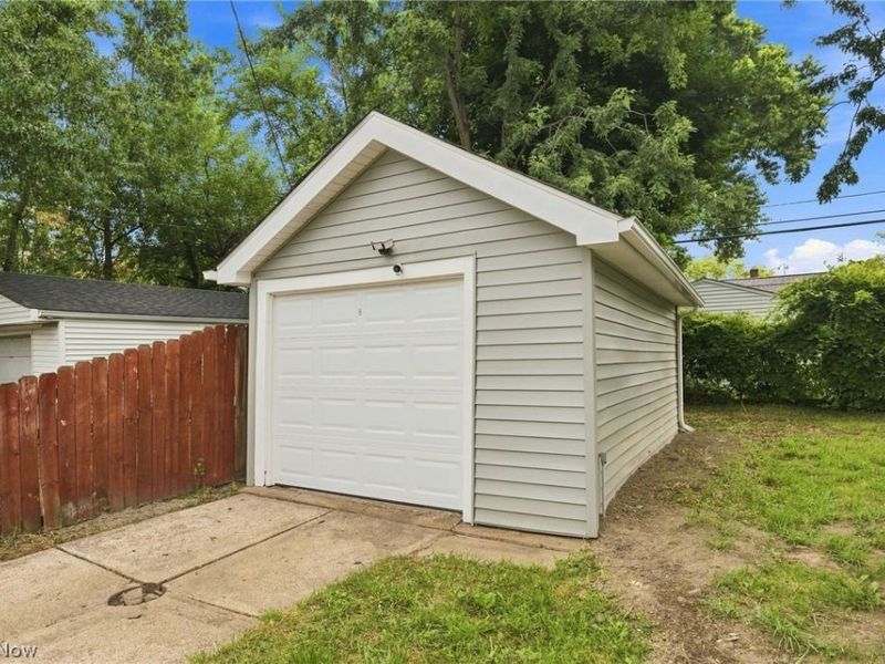 3615 W 134th Street, Cleveland, OH 44111 Photo 4