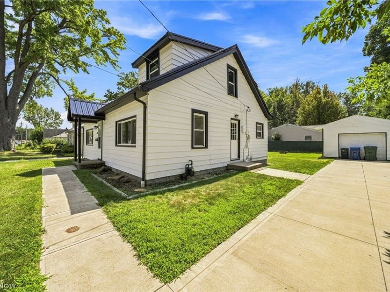 232 Plymouth Drive , Eastlake, OH 44095 Photo 4