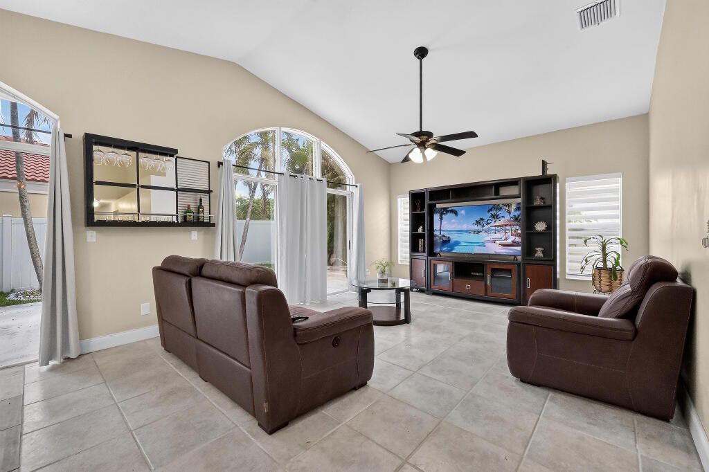 922 Opal Terrace, Weston, FL 33326 Photo