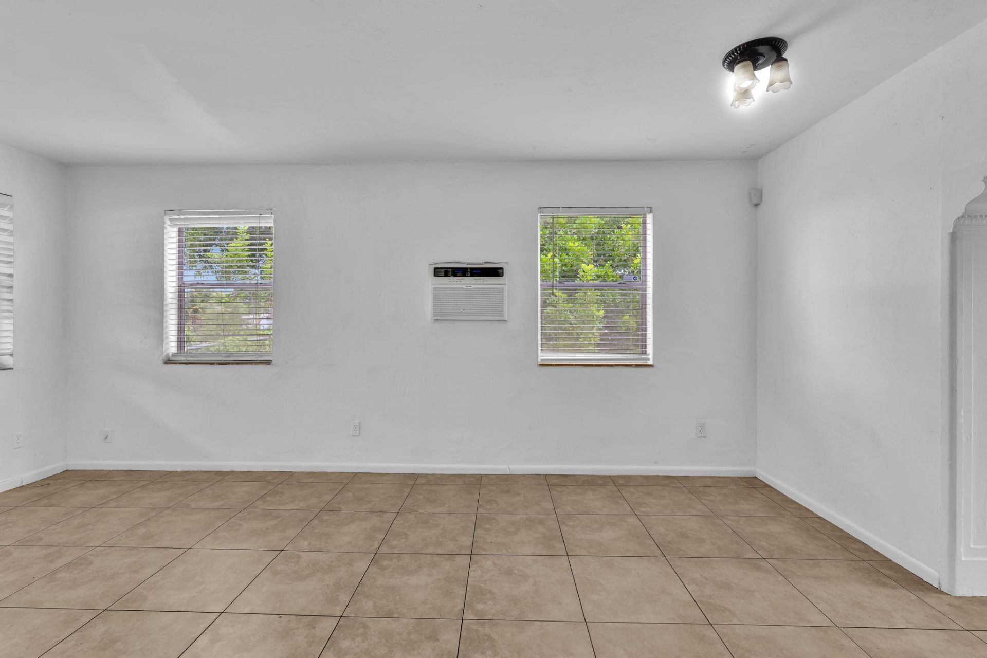 4936 NE 14th Avenue, Pompano Beach, FL 33064 Photo