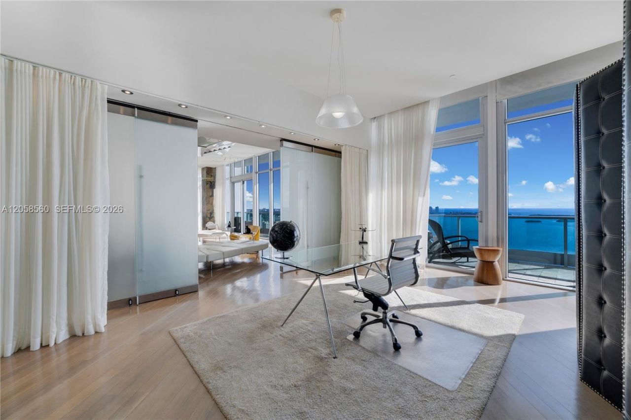 1331 Brickell Bay Dr, Unit PH4605, Miami, FL 33131 Photo