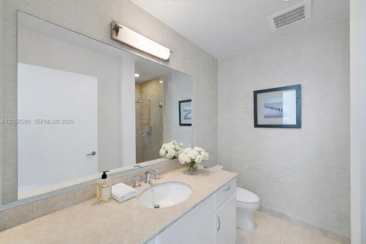 1331 Brickell Bay Dr, Unit PH4605, Miami, FL 33131 Photo