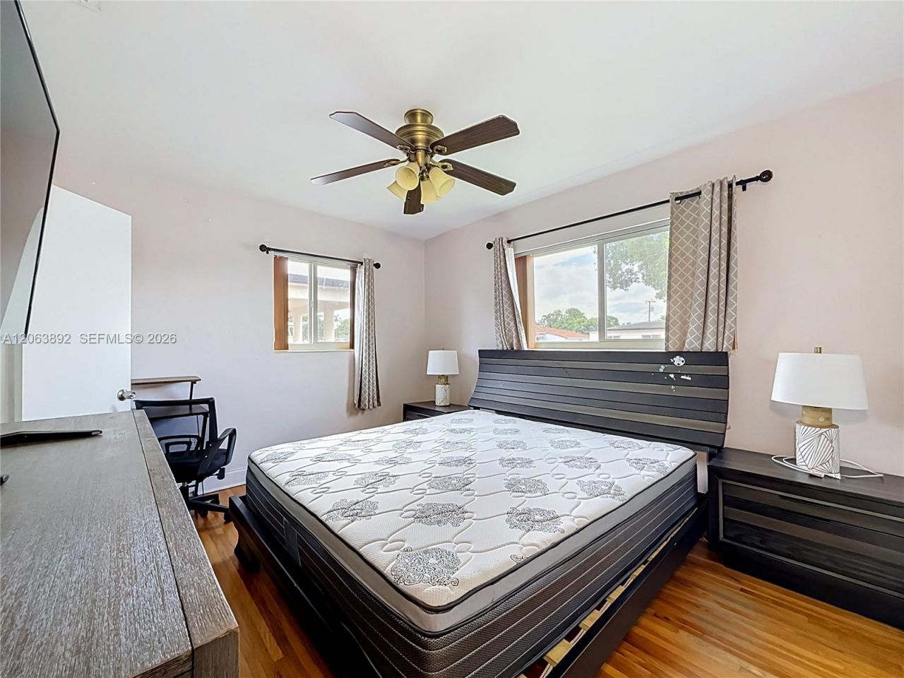 145 W 57th St, Hialeah, FL 33012 Photo