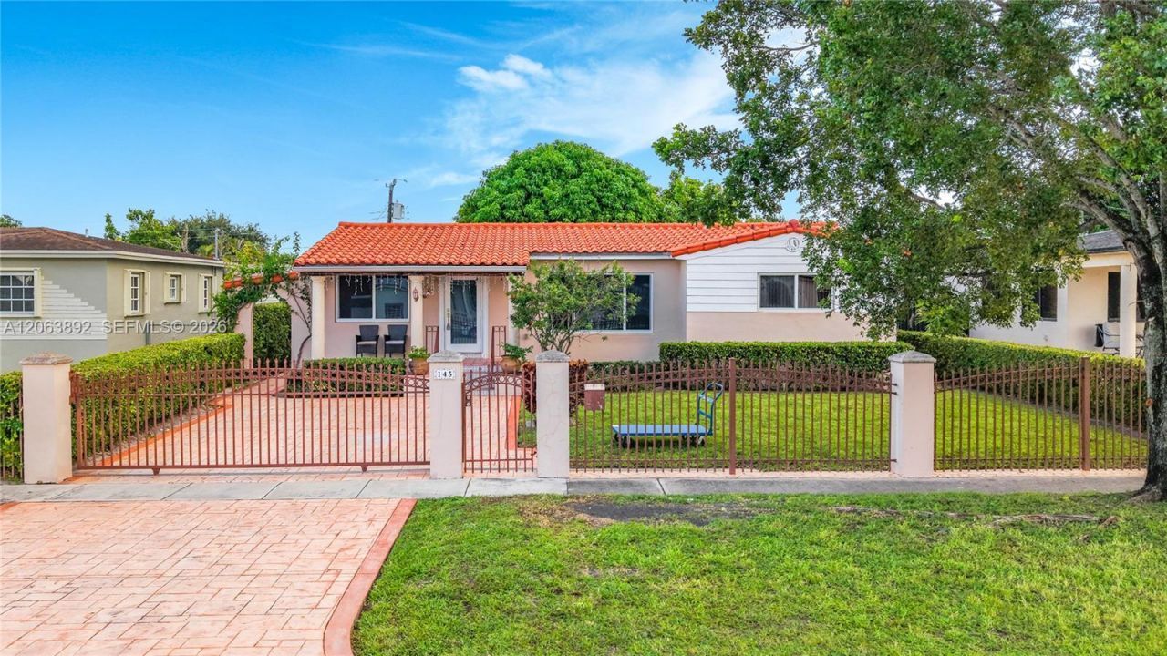 145 W 57th St, Hialeah, FL 33012 Photo