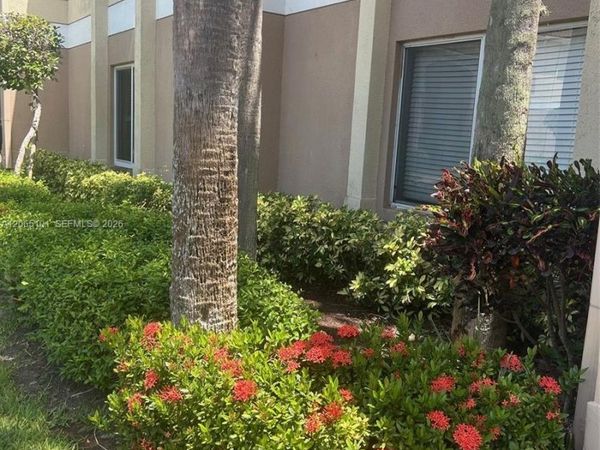 815 W Boynton Beach Blvd , Unit 2-202, Boynton Beach, FL 33426