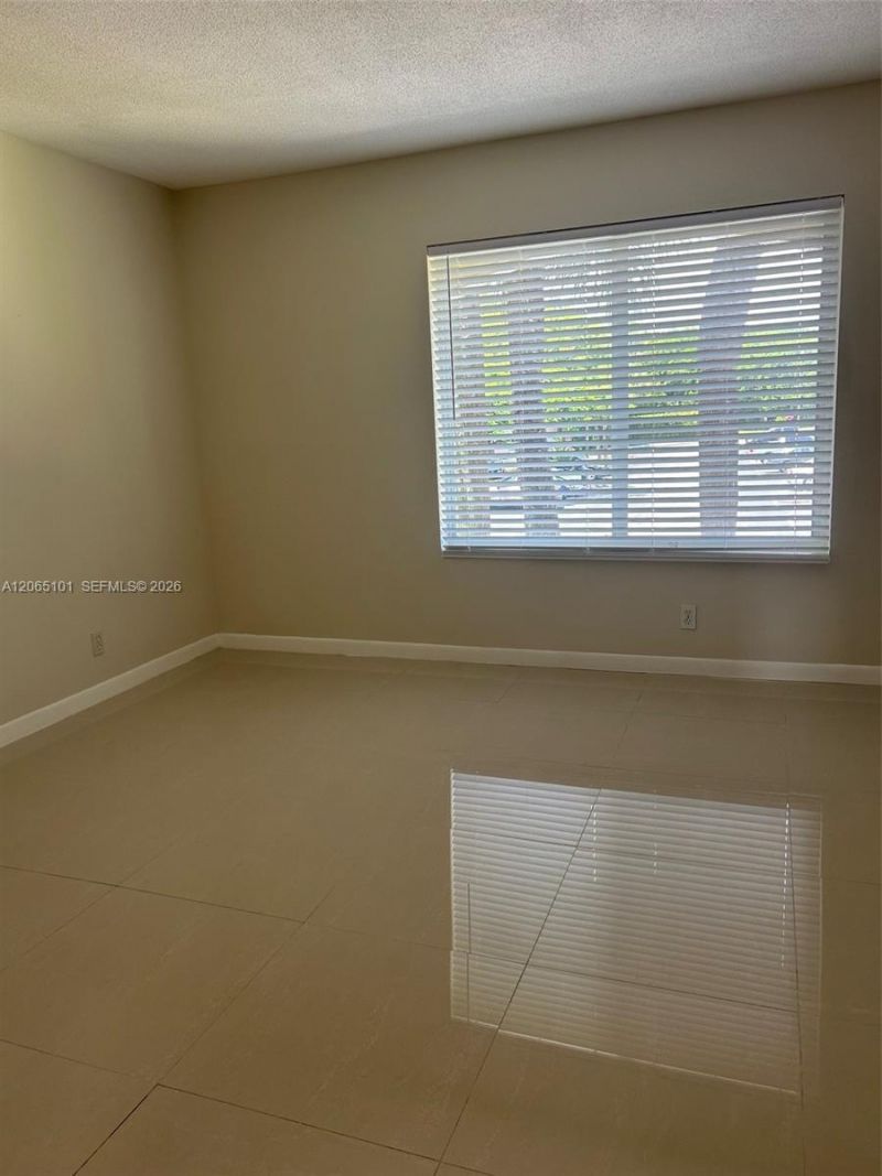 815 W Boynton Beach Blvd, Unit 2-202, Boynton Beach, FL 33426 Photo