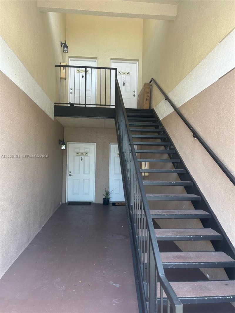 815 W Boynton Beach Blvd, Unit 2-202, Boynton Beach, FL 33426 Photo